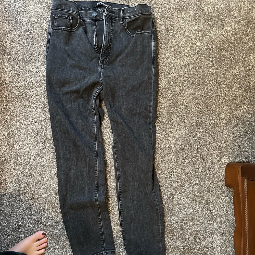 Express Women’s Charcoal Skinny Jeans